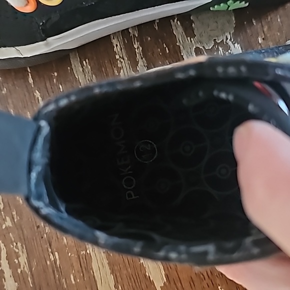 POKÉMON kids Hightop Sneakers - Picture 7 of 8